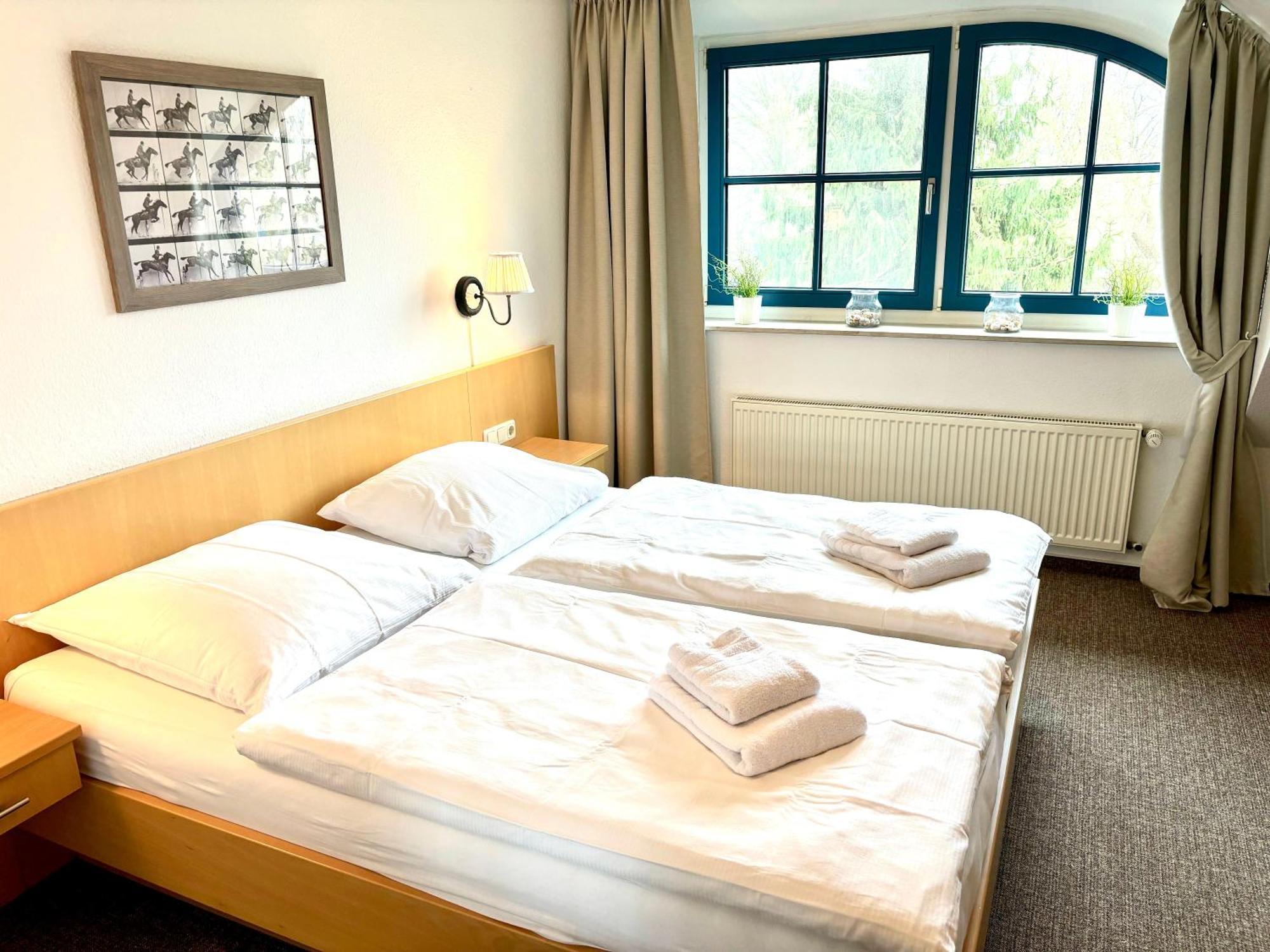 Komfortables Reetdachferienhaus Hasel 1 Puddemin Exteriér fotografie